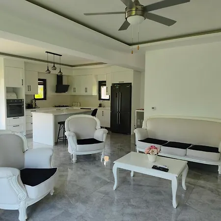 Vila Dalyan Tengiz